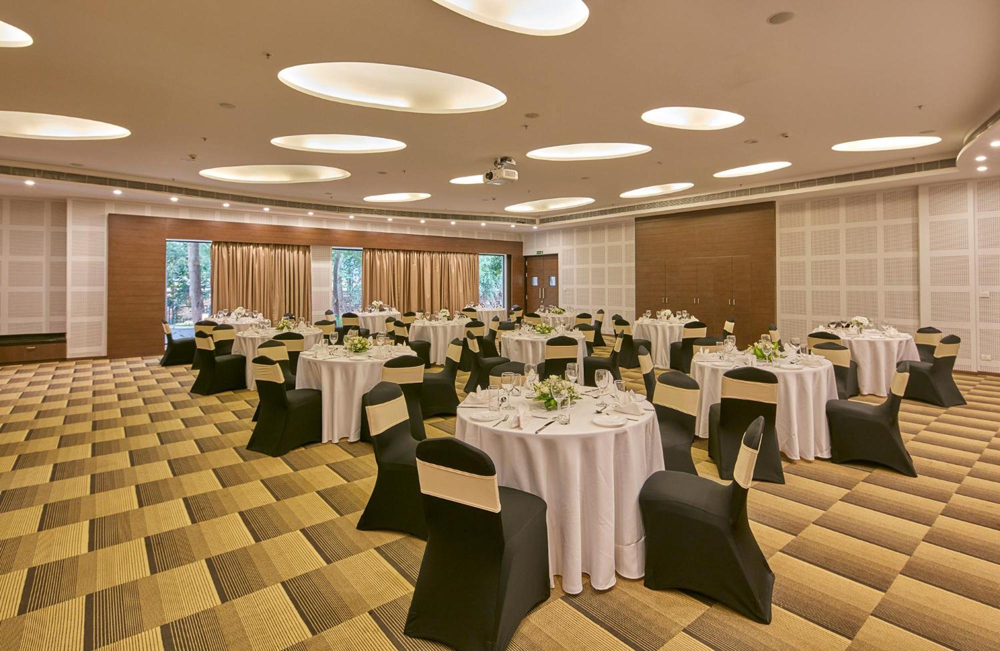 Resort Signature Club Devanahalli